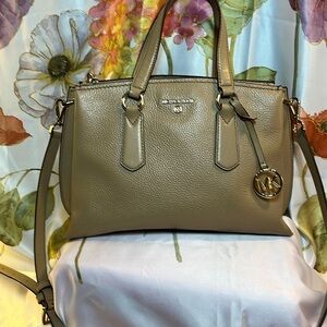 Michael Kors Tan purse and Crossbody